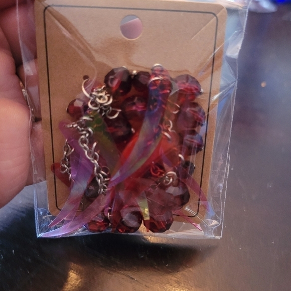 Earrings - Picture 1 of 3